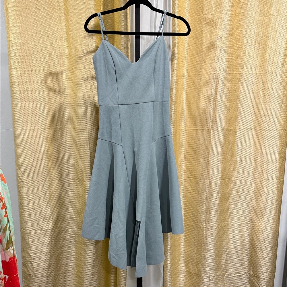Elliatt Elegant Blue Midi Dress